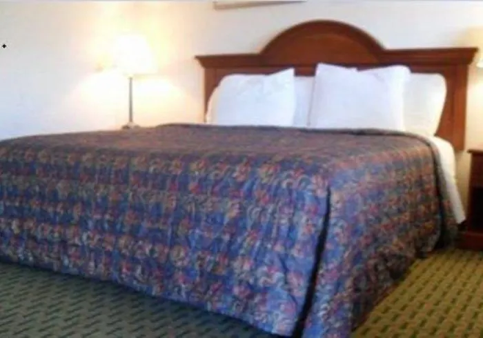 American Midwest Hotel 3*